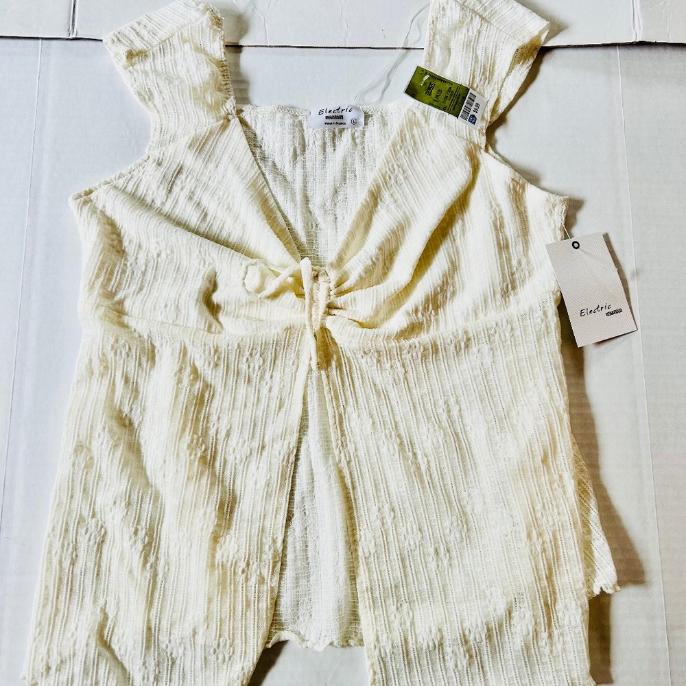 NWT, Electric Behavior women's top, size L
